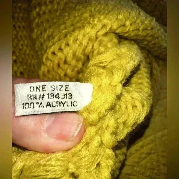 OneSize hooded sweater shrug.Citron chartreuse color. Cocoon style sleeves NWOT. - Picture 6 of 7